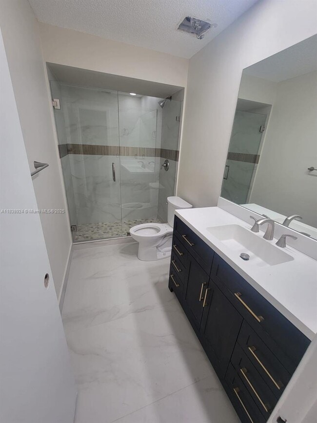 Building Photo - 17544 NW 63rd Ct