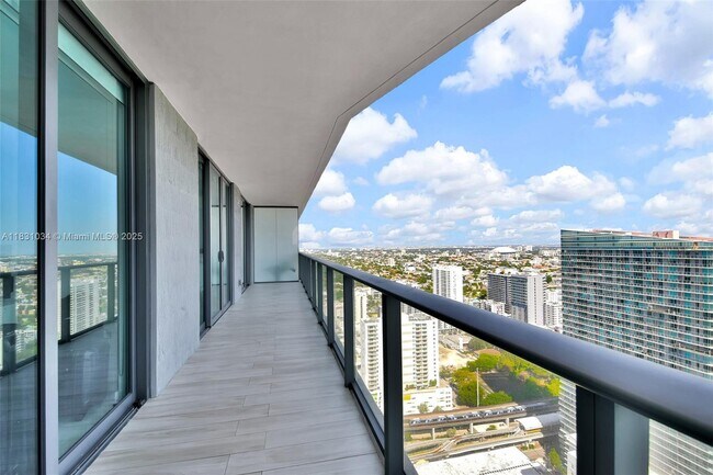 Building Photo - 1300 S Miami Ave