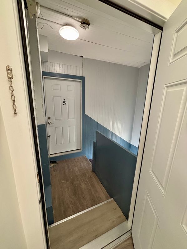 Building Photo - 7 Franklin Ave