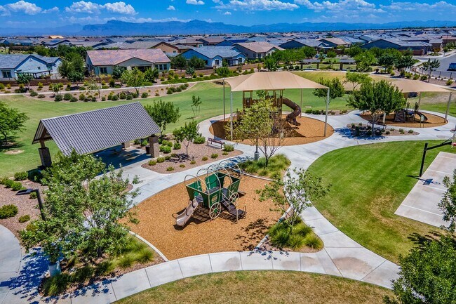 Building Photo - Gated Community Amazing ameneties