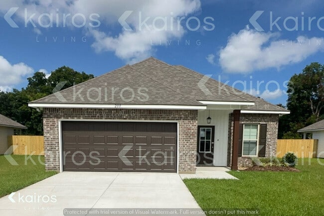 Building Photo - 200 Carencro St