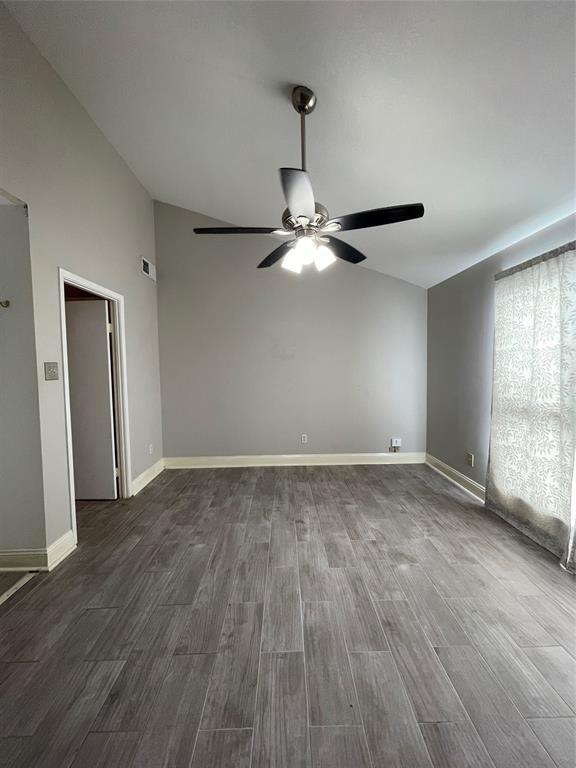 Building Photo - 3741 Sunrise Dr