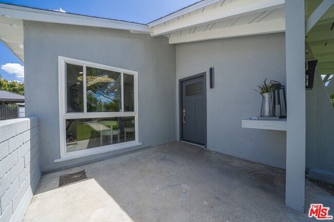Building Photo - 5628 Cleon Ave