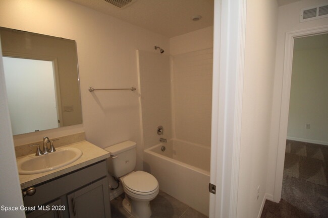 Building Photo - 147 Franzing St