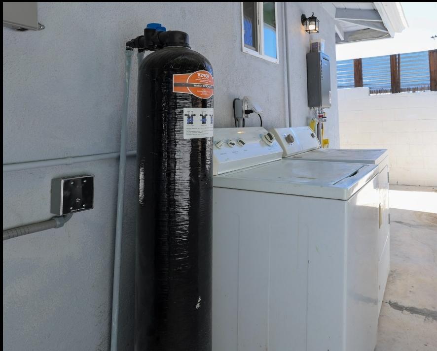 washer and dryer included - 66800 San Rafael Rd