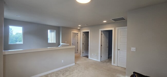 Building Photo - 11448 80th Pl S