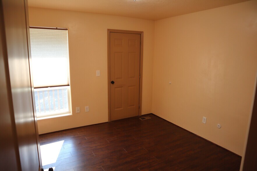 Building Photo - 5816 S 1325 E