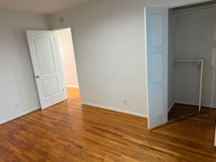 bedroom 2 - 444 N Hollywood Way