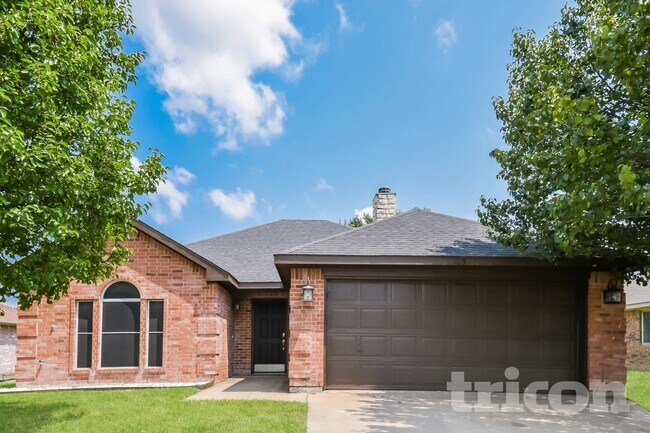Building Photo - 105 Stonehaven Pl