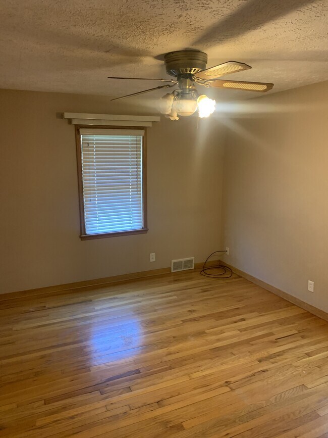 Building Photo - 3204 N 56th St