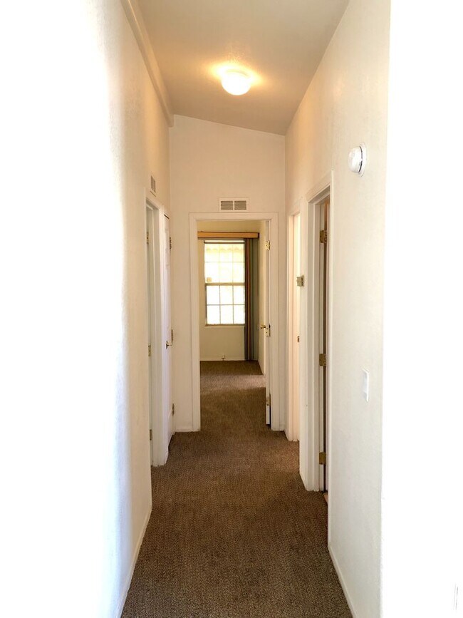Building Photo - Double Wide on a Double Lot w/detached Gar...