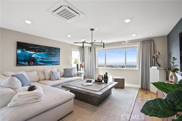 Building Photo - 171 Denali