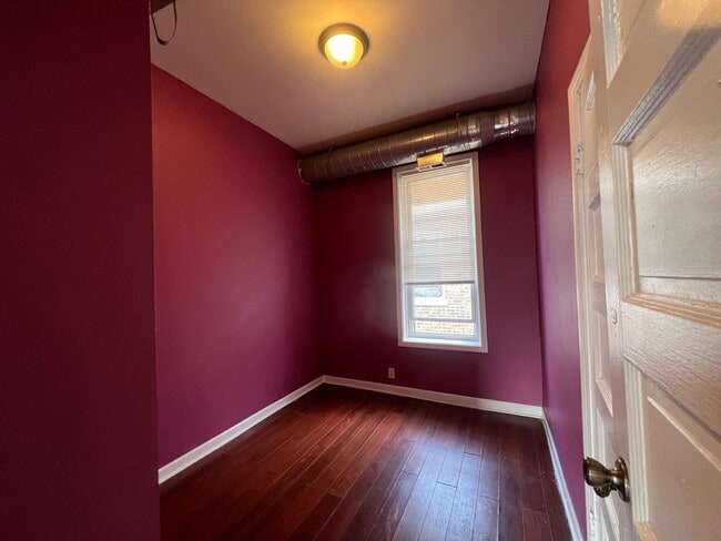 Building Photo - 2356 S Drake Ave