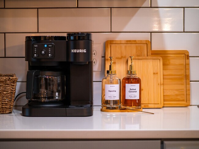 Building Photo - 32071 Lake Rd