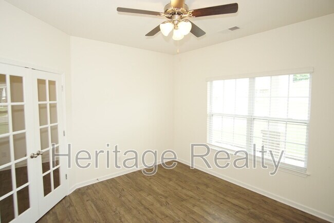Building Photo - 1537 Sergeant Ln