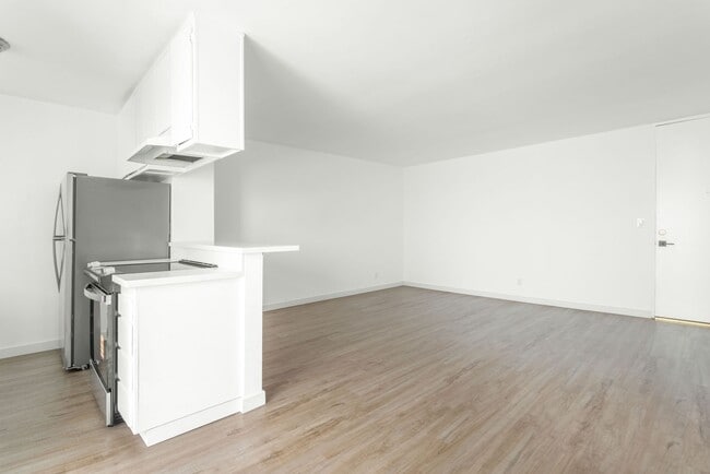 Interior Photo - Larrabee Square Apartments