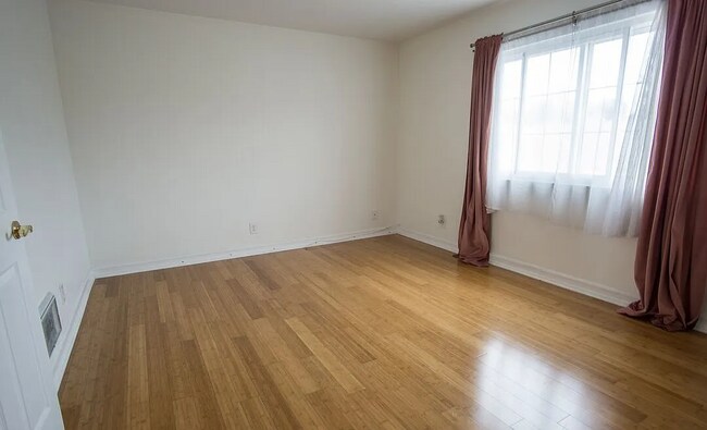 Bedroom - 8130 Redlands St