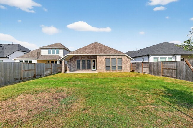 Building Photo - 7435 Denali Dr