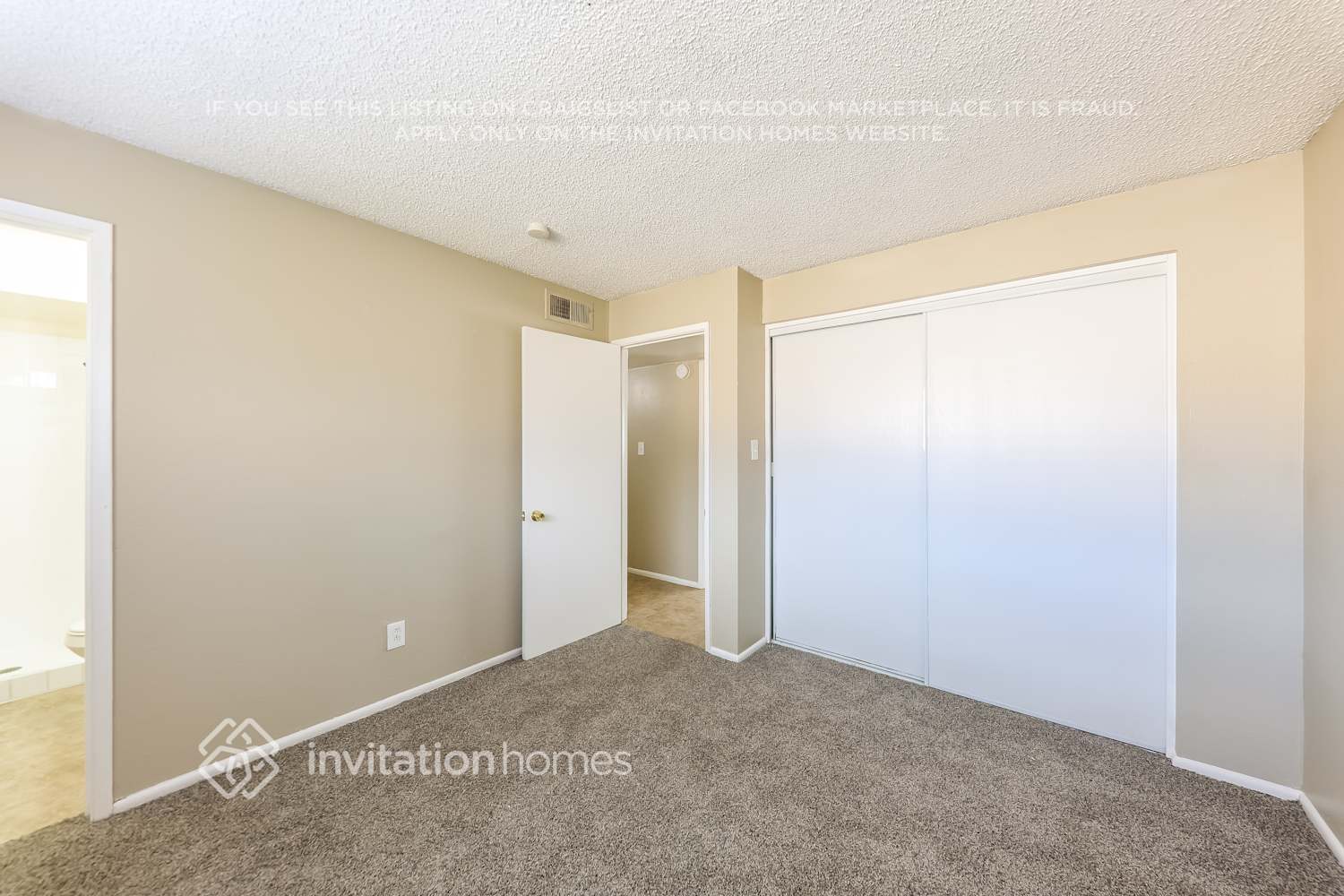 Building Photo - 4434 E Alta Vista Rd