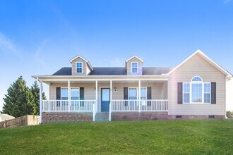 Building Photo - 12 Buck Forest Ln