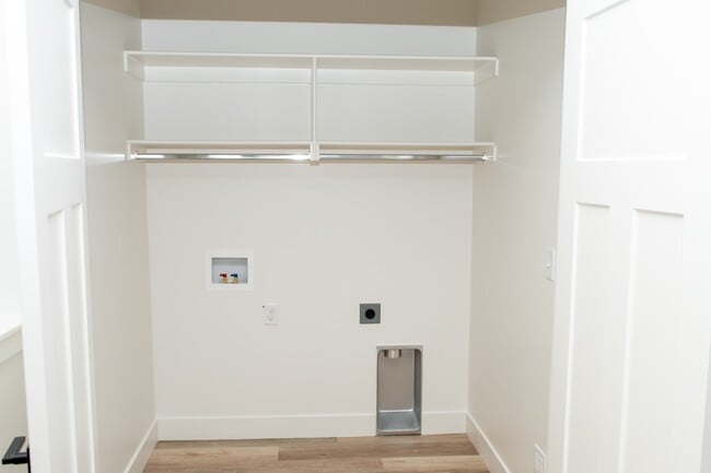 Building Photo - 864 S 340 E