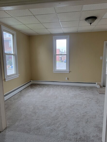 Building Photo - 208 Washington St