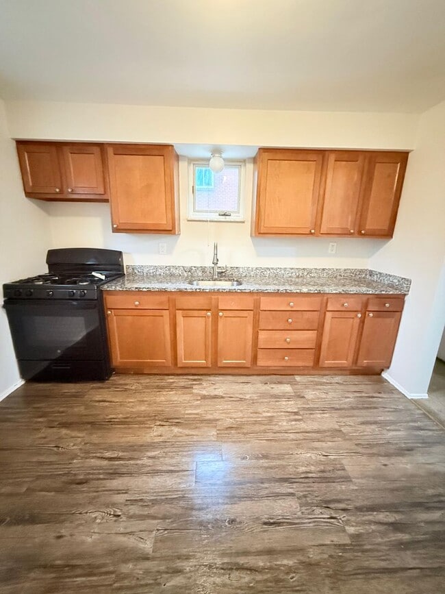 Building Photo - Beautiful Newly Renovated 3bd 1 bath Home in Penn Hills