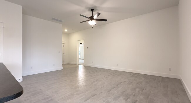 Building Photo - 3700 N Wiley Dr