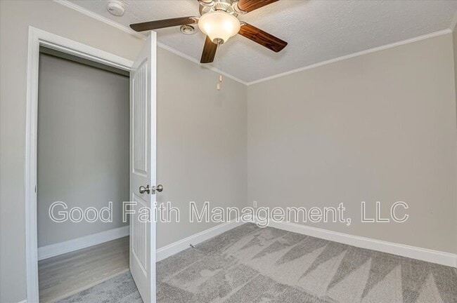 Building Photo - 4022 Windridge Dr