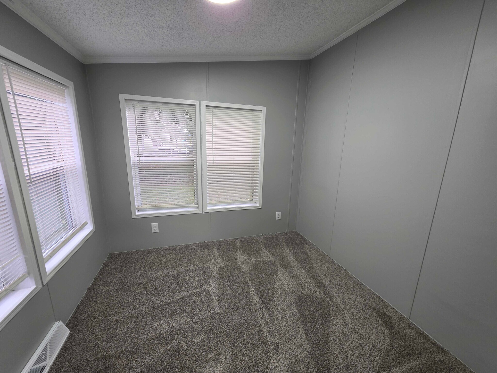 Building Photo - 3701 Juniper St