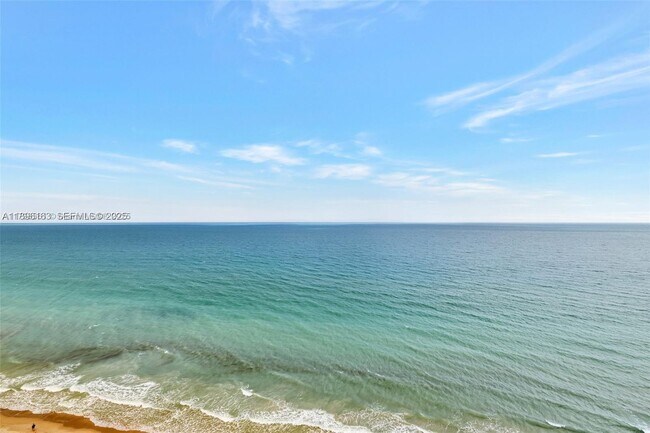 Building Photo - 9650 S Ocean Dr