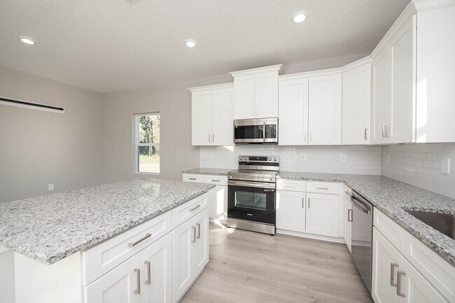 Building Photo - Peaceful and Private setting new construct...