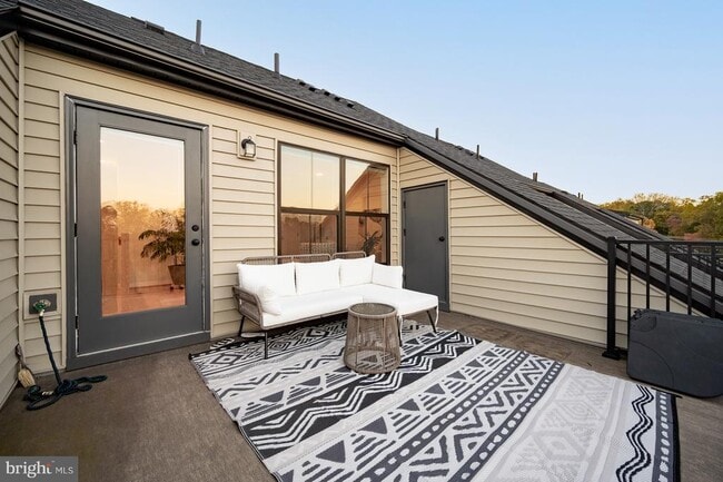 Building Photo - 5509 Valmarana Way