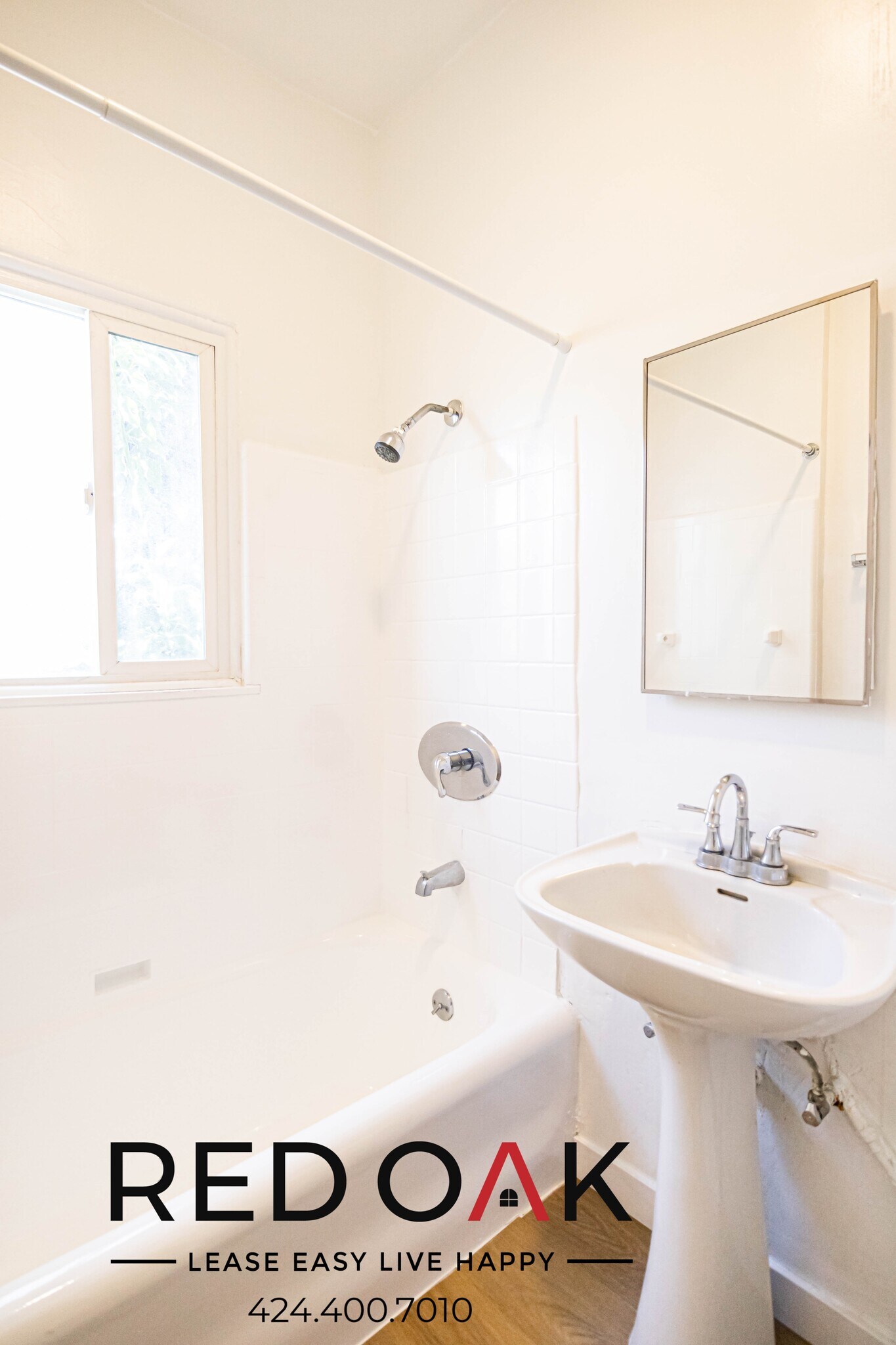 Building Photo - 706 N St Andrews Pl