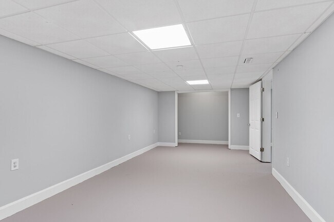 Building Photo - 603 Bitsy Ln