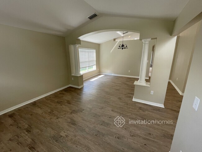 Building Photo - 24447 Summer Wind Ct