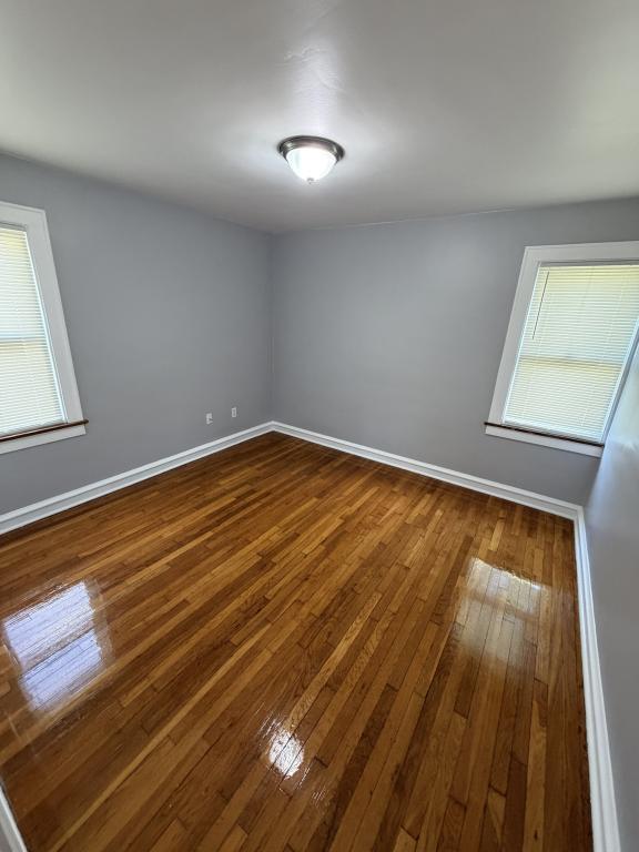 Building Photo - 52 Meadowbrook Ave