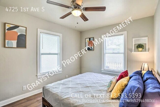 Building Photo - 4725 1st Ave S