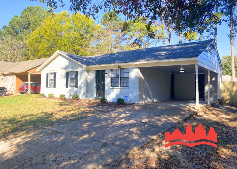 Building Photo - Welcome to 718 Northaven!