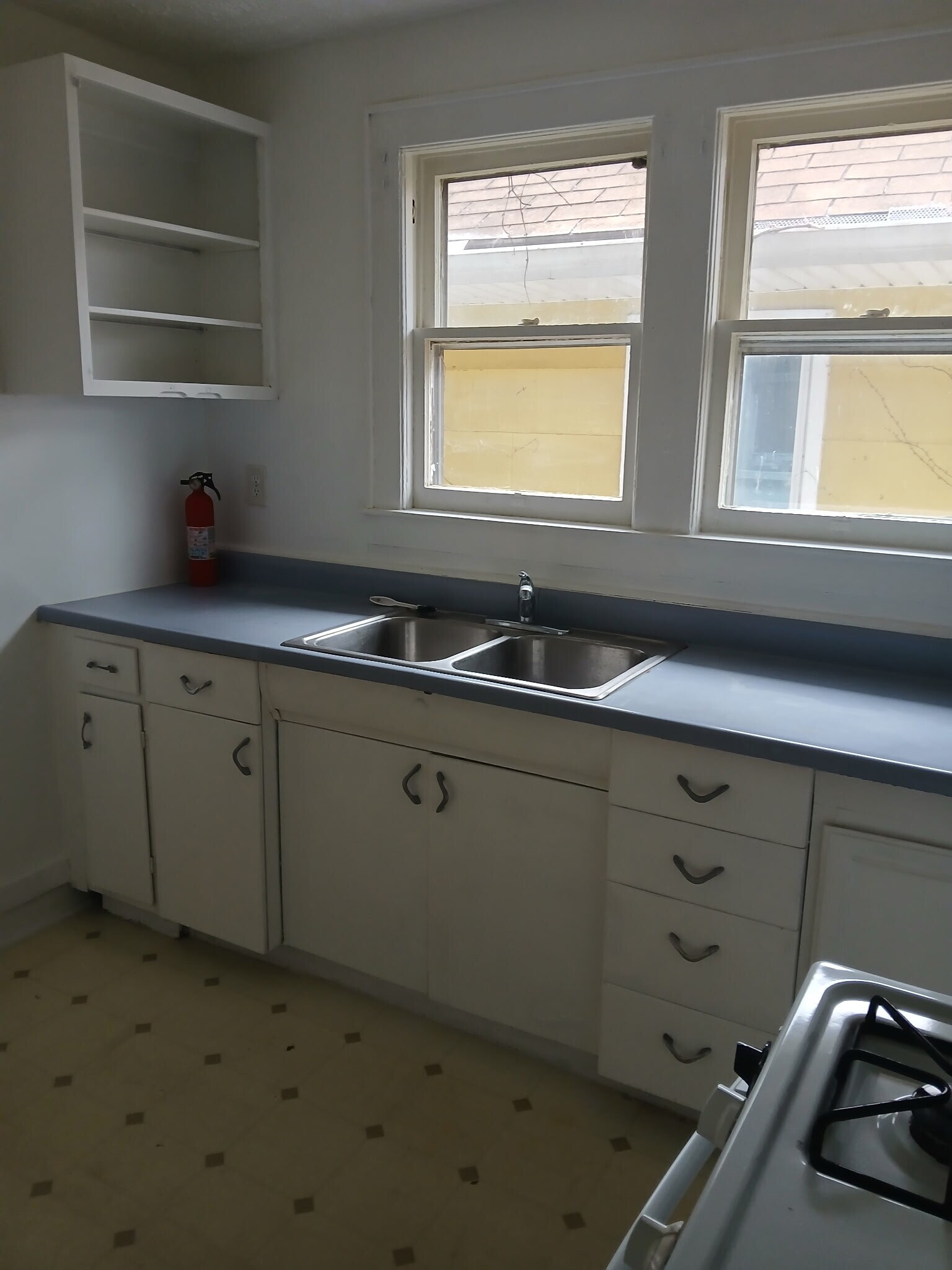 Building Photo - 2812 Overlook Dr