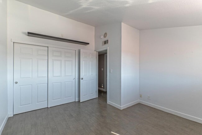 Building Photo - 7931 E San Miguel Ave