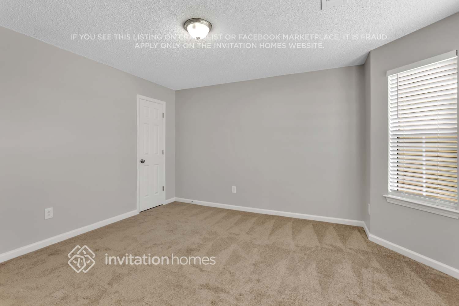 Building Photo - 5614 Carriage Walk Way