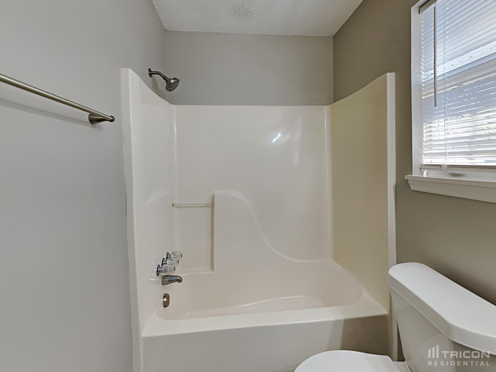 Building Photo - 104 Kells Dr