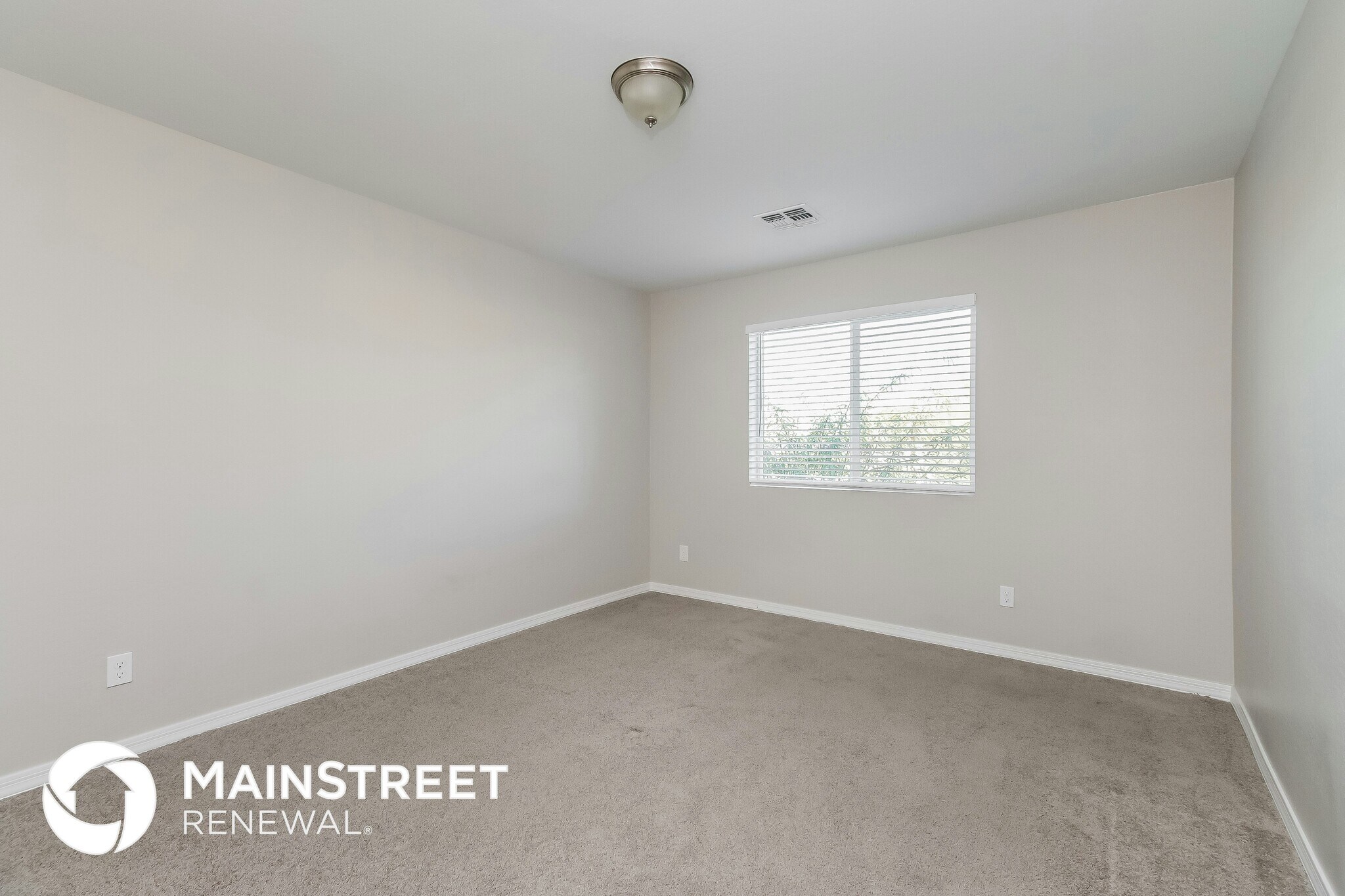 Building Photo - 2000 N 36th St