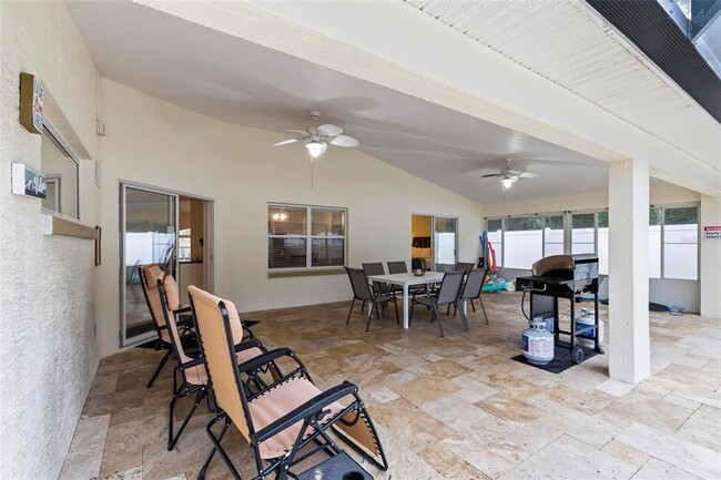 Building Photo - 61 Farmsworth Dr