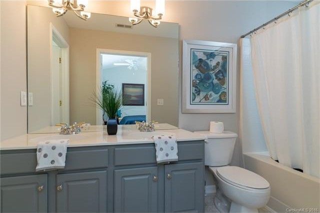 master bathroom - 11143 Waxberry Drive