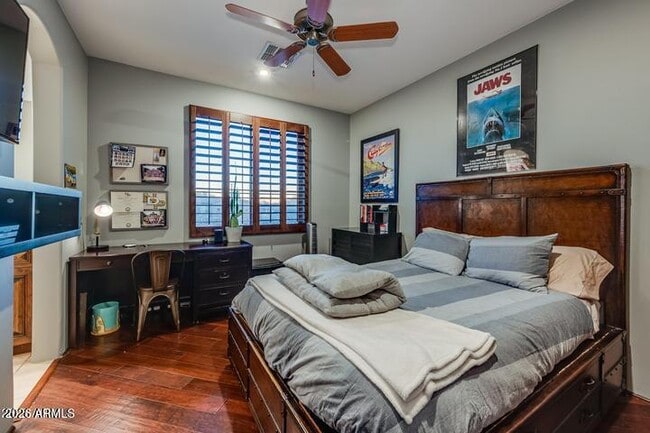 Building Photo - 8280 E Tailfeather Dr