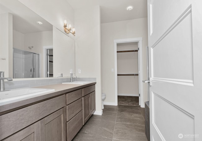 Building Photo - 641 Maggee St SE