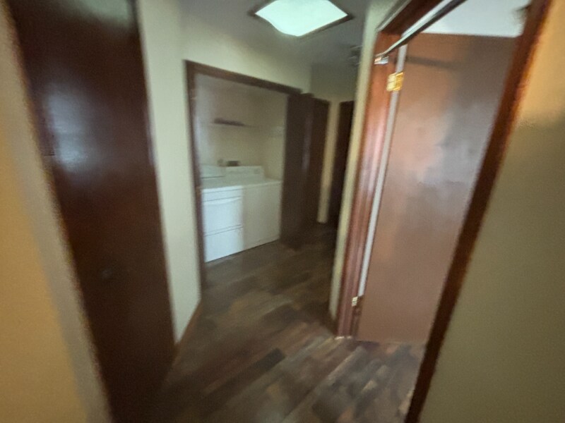 Building Photo - 3830 Windridge Ct