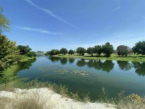 Building Photo - 8016 Ambiance Way